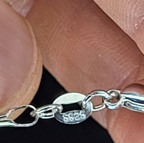 Silver Butterfly Necklace B - Picture 4 of 11